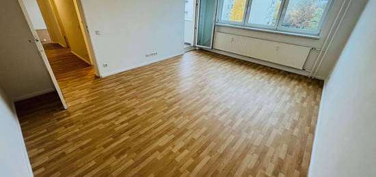 Schöne 2-Zi-Whg mit Balkon in der City-West!