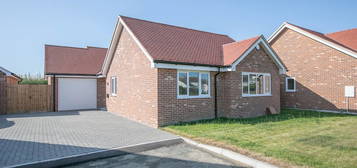 3 bed detached bungalow for sale