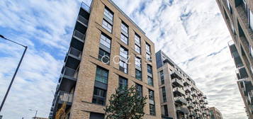 Flat to rent in Darter House, Anax Street, London N4