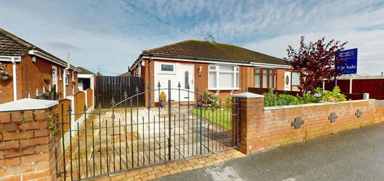 2 bedroom semi-detached bungalow for sale