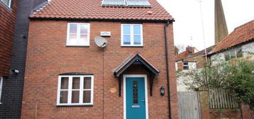 3 bedroom semi-detached house