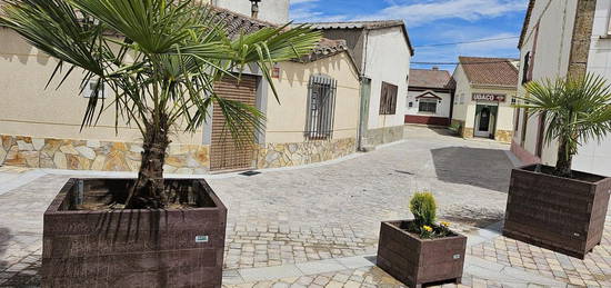 Casa de pueblo en venta en plaza Duques de Alba, 16