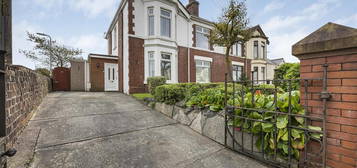 3 bed semi-detached house for sale