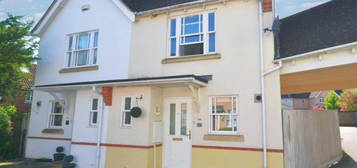 2 bedroom semi-detached house