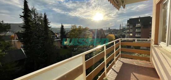 Schöne 2-Zimmer Wohnung mit Ausblick! Im Zentrum und dennoch ruhig! Stufenlos!