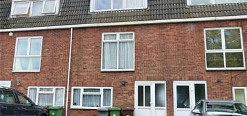 3 bedroom terraced house