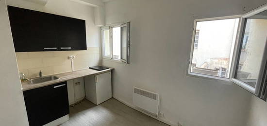 Studio  à vendre, 1 pièce, 13 m², Étage 2/4