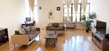 467 Troutman St APT 2G, Brooklyn, NY 11237