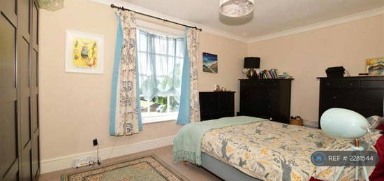 1 bedroom flat share