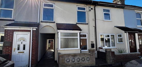 Terraced house to rent in Trafalgar Road West, Gorleston, Great Yarmouth NR31