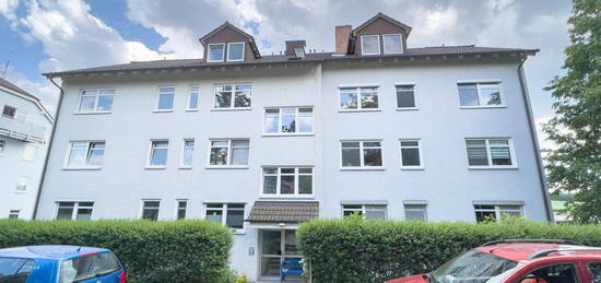 Gemütliches 1-Zimmer-Apartment mit Balkon, Einbauküche und KFZ-Stellplatz