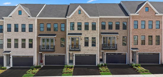 23090 Copper Tree Ter, Ashburn, VA 20148