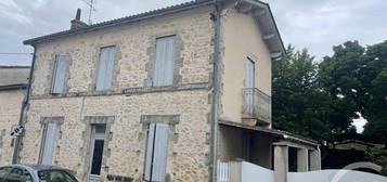 Location maison 3 pièces 99 m²