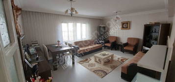 İDEALİST GAYRİMENKUL'DEN RIZAİYE MH.SATILIK YAPILI 3+1 DAİRE