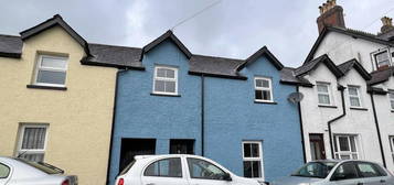 2 bedroom terraced house