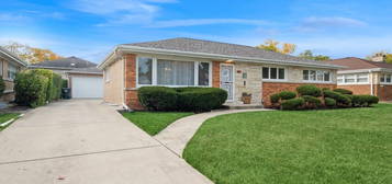 7344 N Kilbourn Ave, Lincolnwood, IL 60712