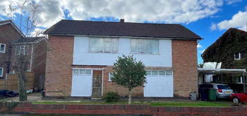 6 bedroom detached house for sale