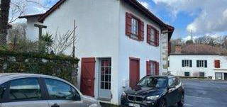 MAISON A SAISIR SANS TARDER (garage 22 m2 possible)