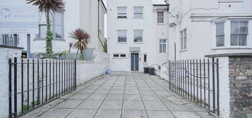 Duplex to rent in Putney Hill, Putney SW15