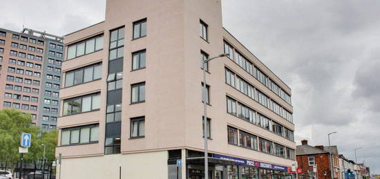 Flat to rent in Renaissance House, Millbrook Street, Stockport SK1