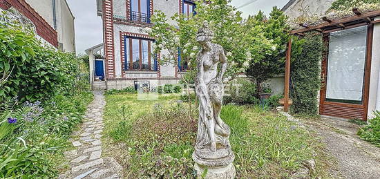 Maison 2 étages  à vendre, 9 pièces, 3 chambres, 146 m²