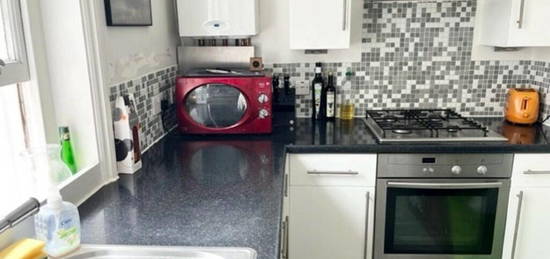 1 bedroom ground floor flat