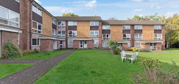 2 bedroom ground floor flat for sale