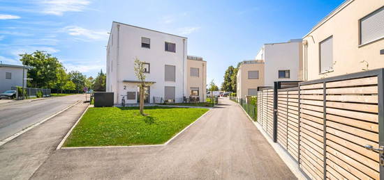 Freie 2-Zimmer-Eigentumswohnung im 1. Obergeschoss mit Balkon, ohne Lift