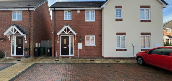 3 bedroom semi-detached house for sale