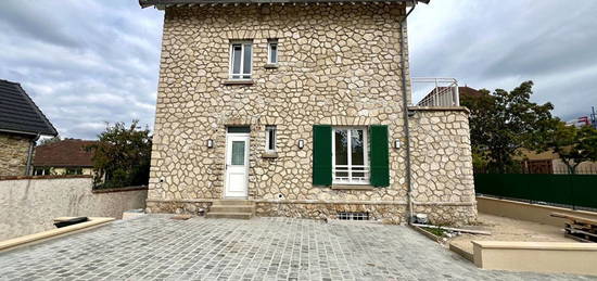 Maison  à louer, 8 pièces, 6 chambres, 147 m²