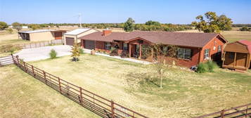 23150 County Line Ave, Blanchard, OK 73010