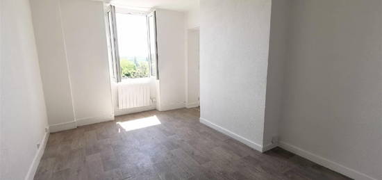 Appartement  à louer, 2 pièces, 1 chambre, 33 m²