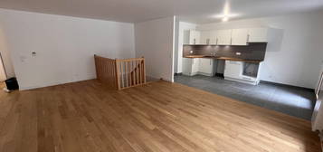 Appartement  à louer, 4 pièces, 3 chambres, 111 m²