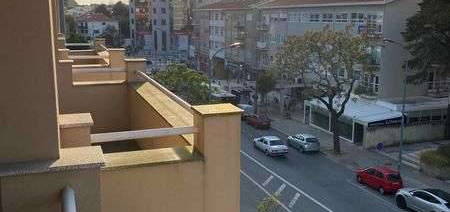 Estúdio para arrendar na Avenida Doutor Antunes Guimarães, 102, Porto