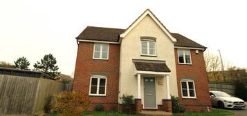 4 bedroom detached house