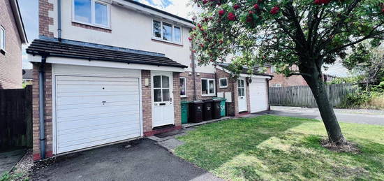 Property to rent in Heron Drive, Lenton, Nottingham NG7