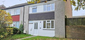 3 bedroom semi-detached house to rent