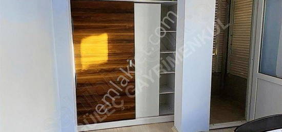 AVCILAR KRALIK FULL EYALI DARE 2+1 110 M2 4.KAT N CEPHE