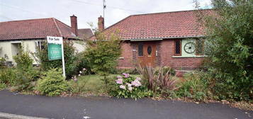 2 bedroom semi-detached bungalow for sale