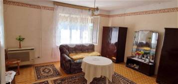 Tomajmonostora, Széchenyi út 3 szobás jó állapotú családi ház eladó. A