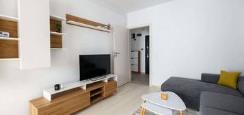 Apartament 3 camere de vanzare  12% discount