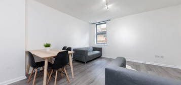 Flat to rent in Kingsland Green, Dalston, London E8