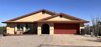 209 Lakeshore Dr, Elephant Butte, NM 87935