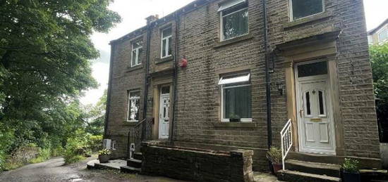 2 bedroom semi-detached house