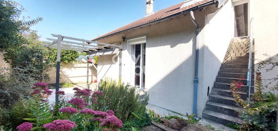 Maison  à vendre, 8 pièces, 4 chambres, 167 m²