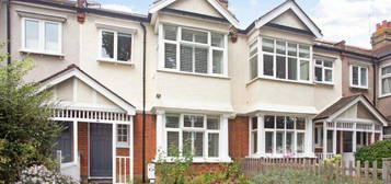 4 bedroom terraced house for sale