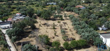 Casa tradicional T2 em Loulé (São Clemente) de 75,00 m²