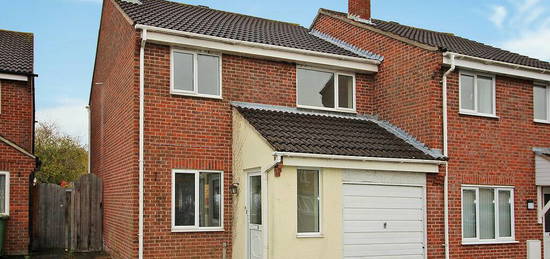 3 bedroom semi-detached house