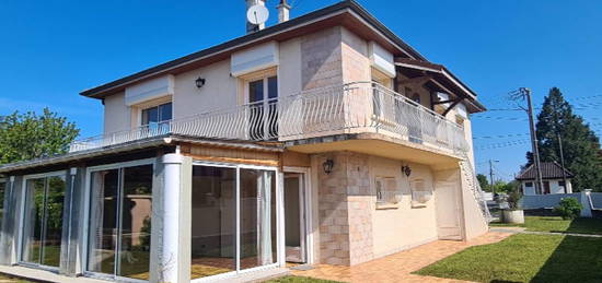 Vente maison 6 pièces 188 m²