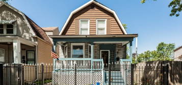 6626 S Wolcott Ave, Chicago, IL 60636